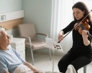 進行性がんにおける生音楽療法：MSPDパイロット研究とメタ分析による疼痛および症状軽減効果の確認